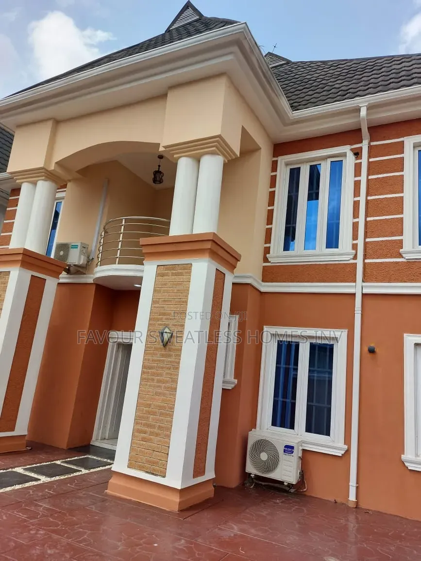 5bdrm Duplex in Magodo Ph1, GRA Phase 1 for sale in GRA Phase 1