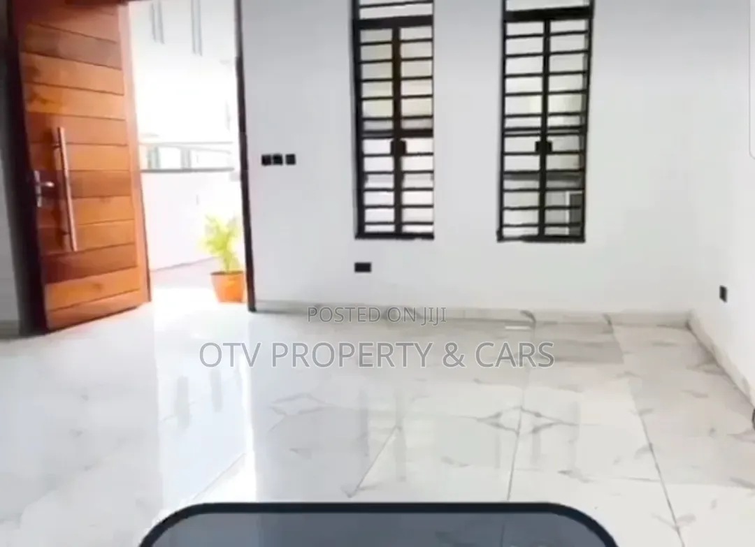 4bdrm Duplex in Sangotedo for sale in Sangotedo