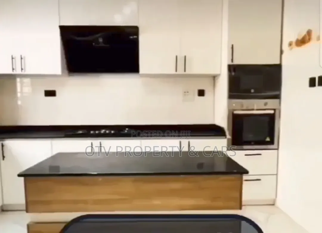 4bdrm Duplex in Sangotedo for sale in Sangotedo