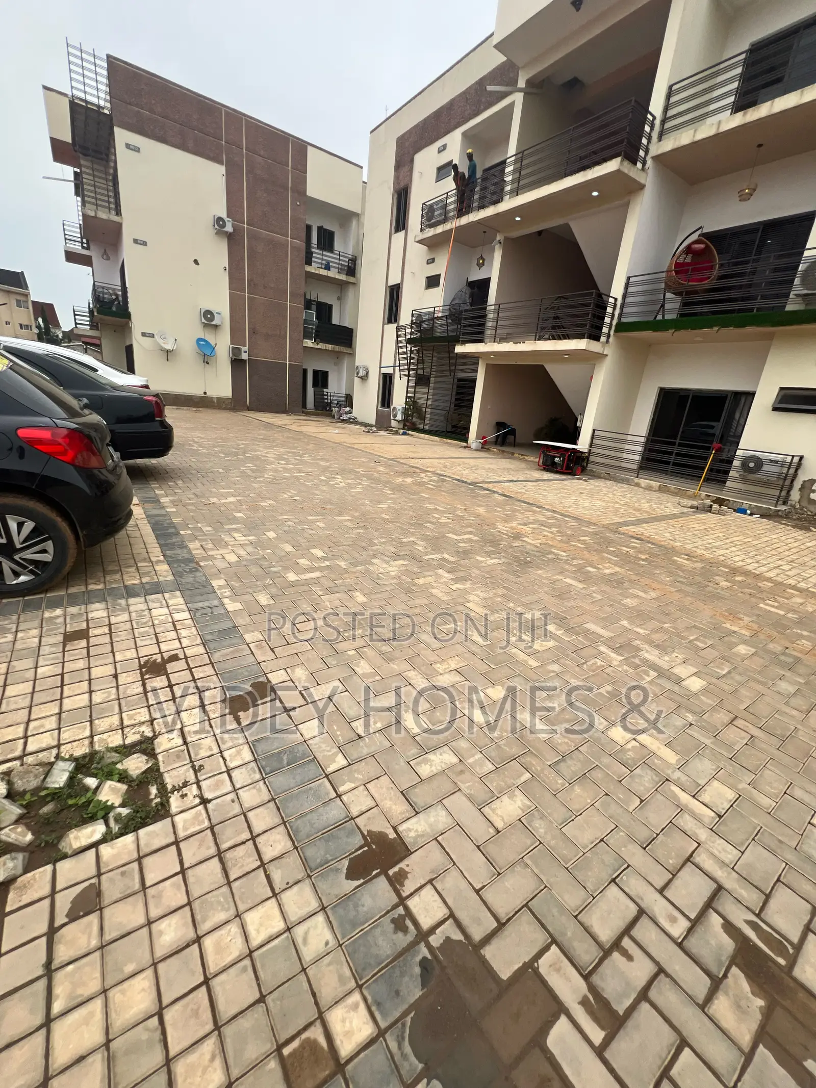 3bdrm Apartment in Phi’S Apartment, Kaura for rent in Kaura