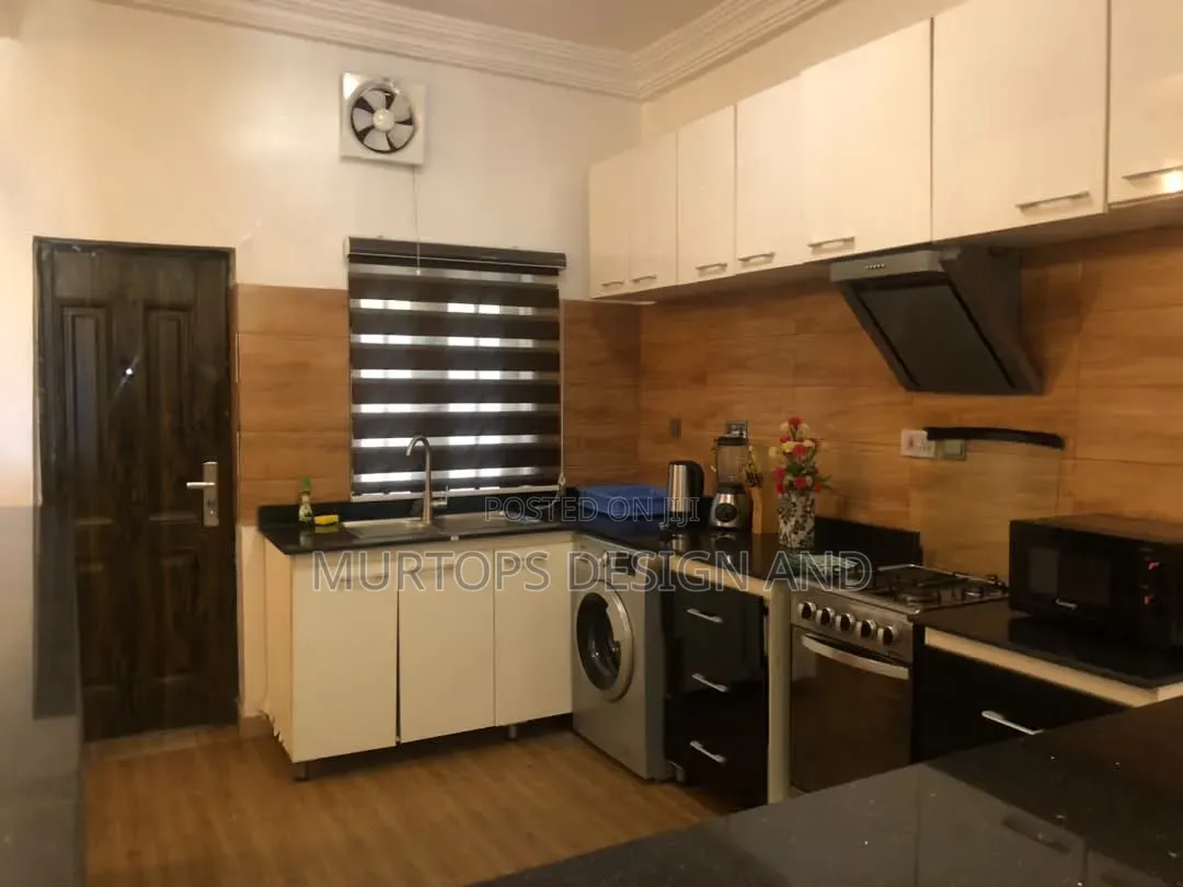 3bdrm Apartment in Canal West, Osapa london for rent in Osapa london