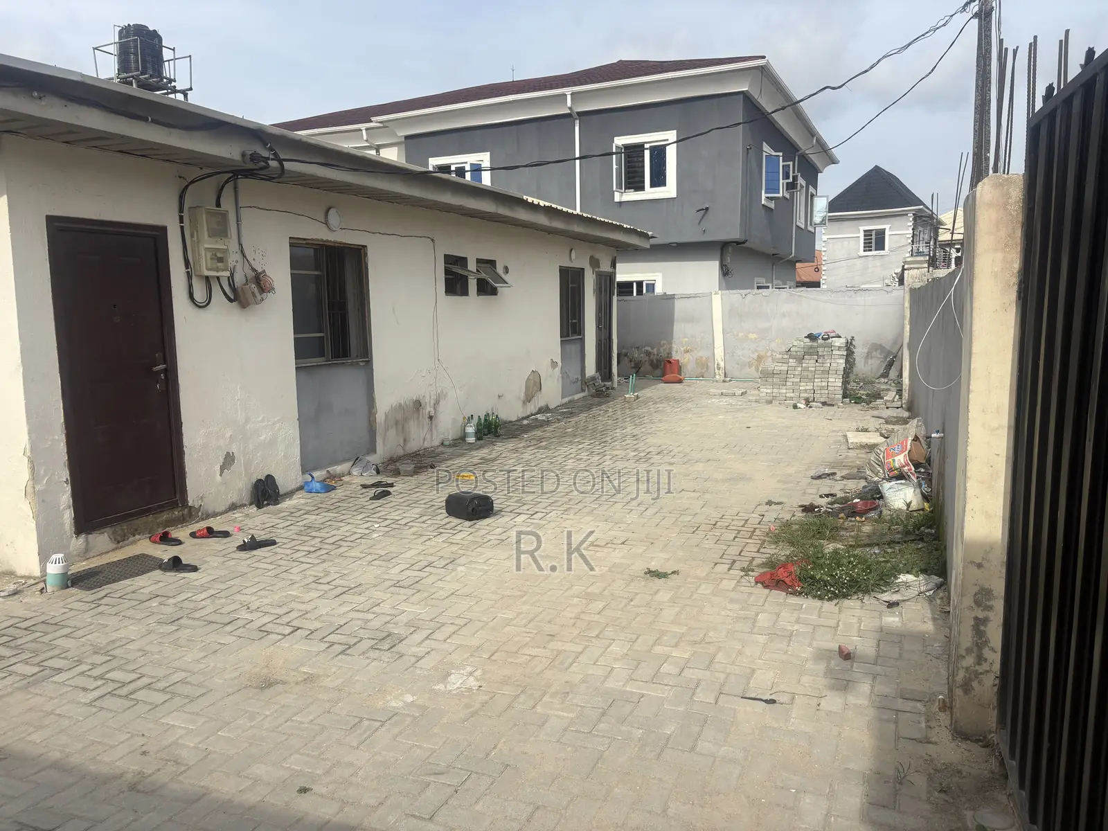 1bdrm Block of Flats in Sea Side, Badore for sale in Badore