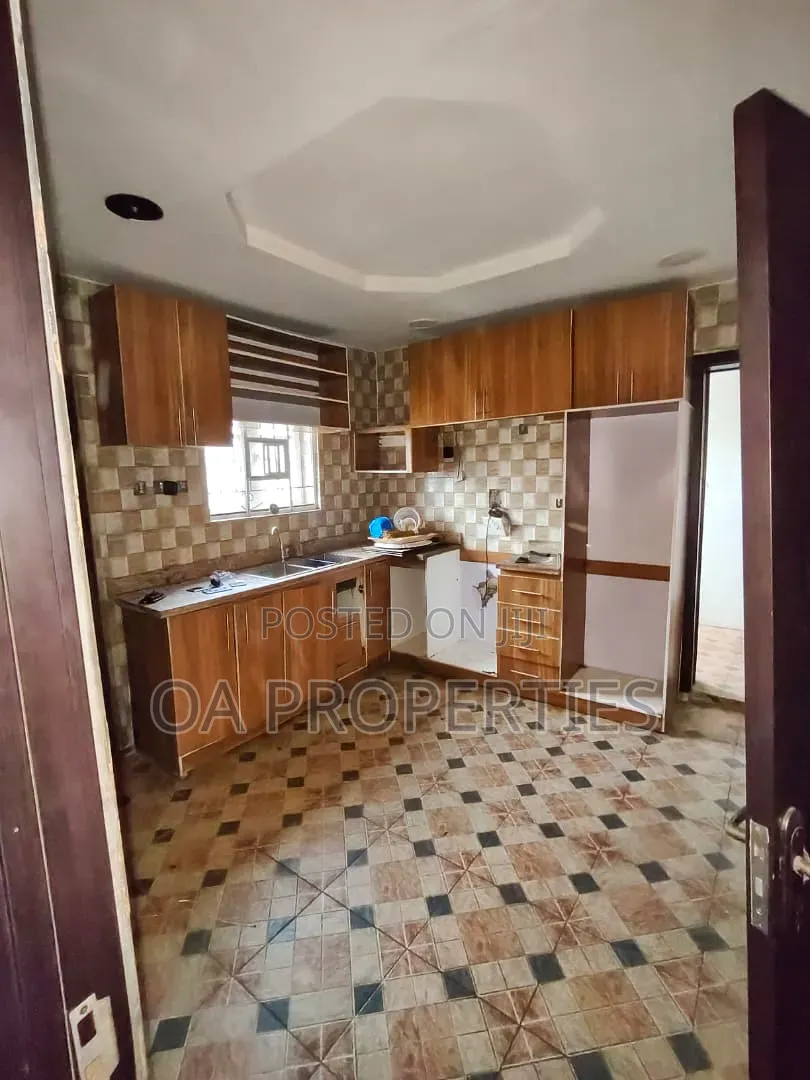 4bdrm Bungalow in Ibadan for sale in Ibadan