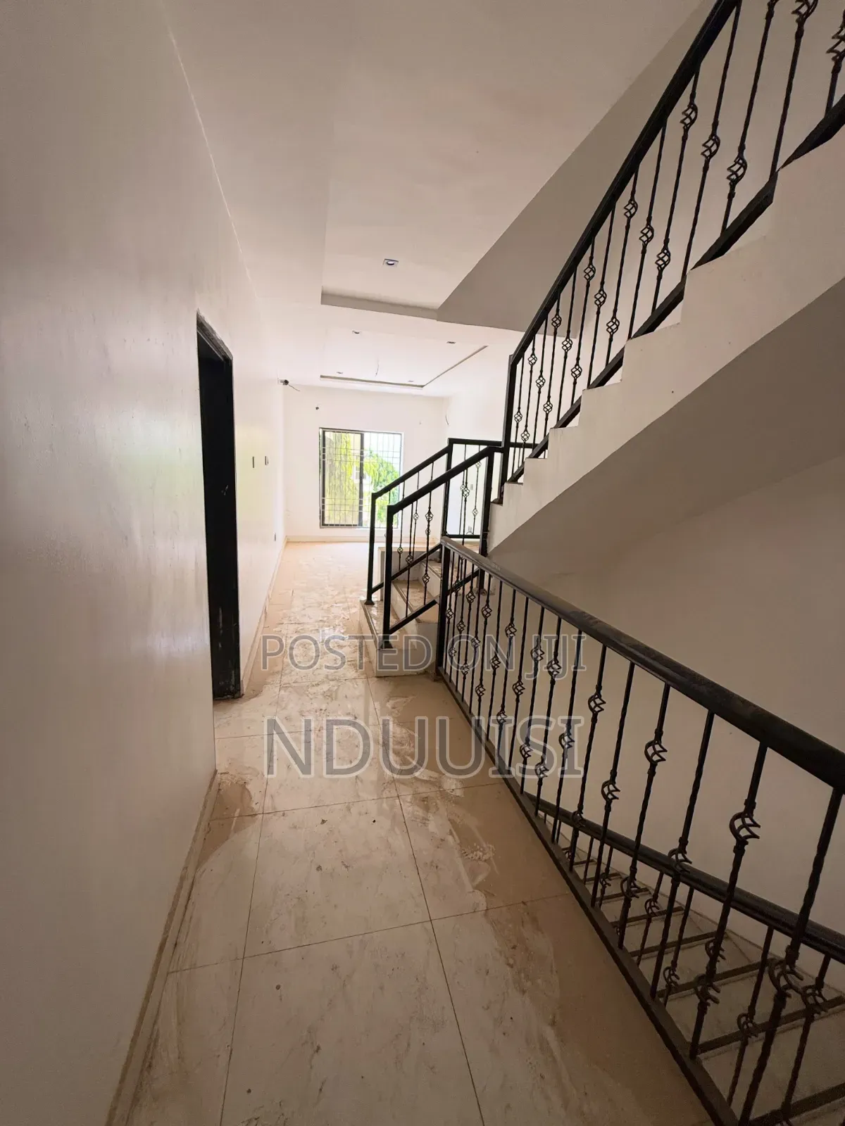4bdrm Townhouse/Terrace in Kaura for sale in Kaura