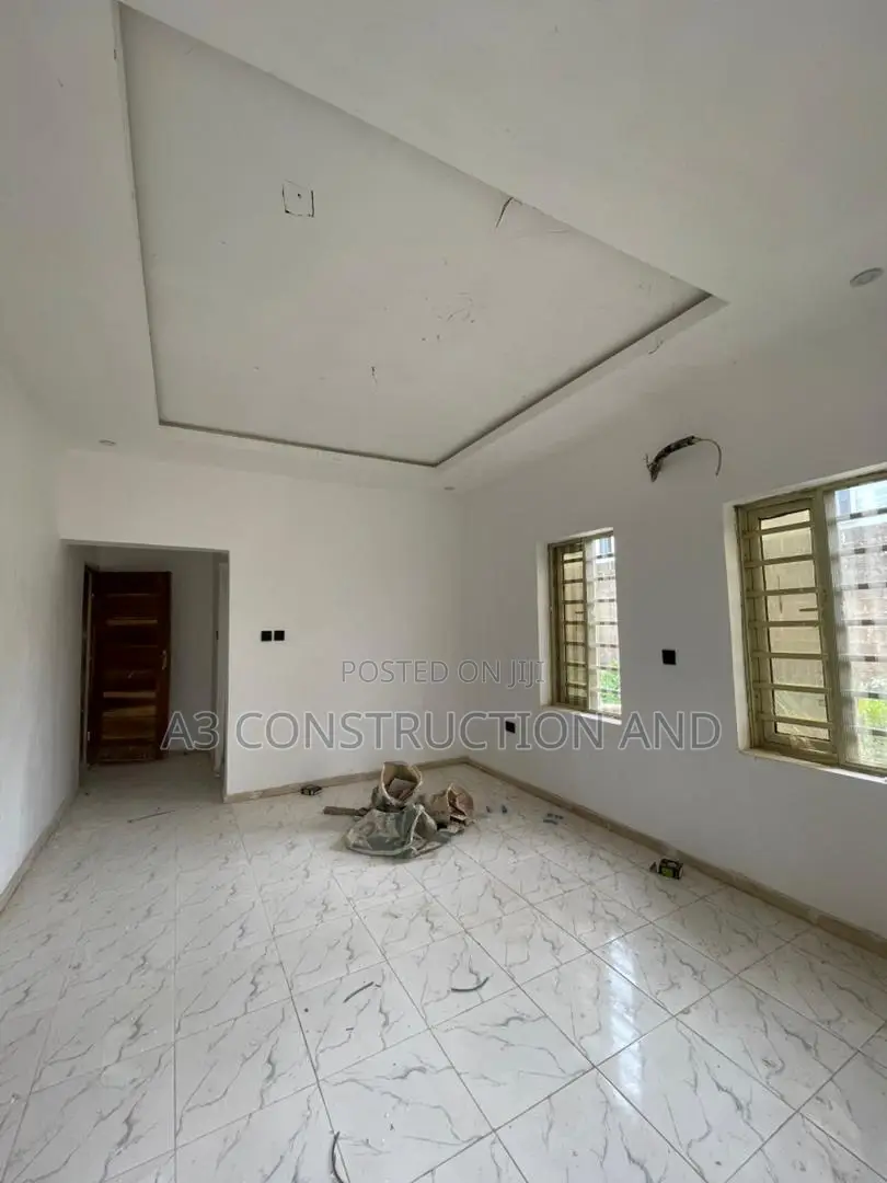 3bdrm Block of Flats in Kolapor Ishola Gra, Akobo for rent in Akobo