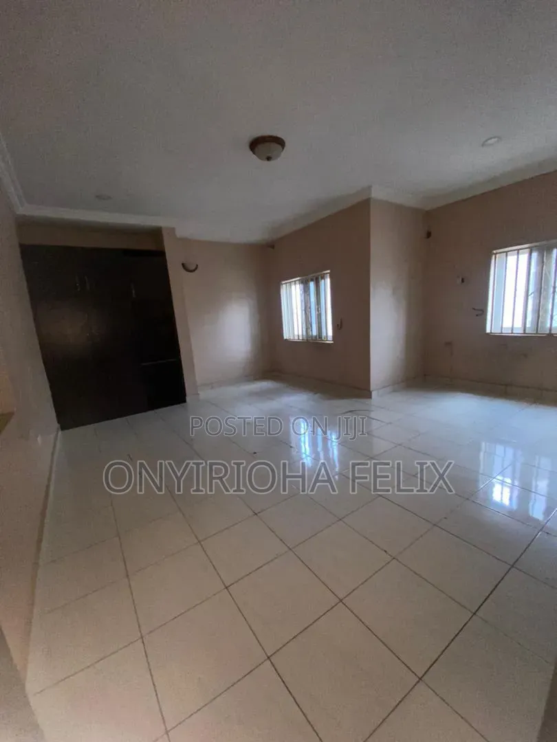 4bdrm Townhouse / Terrace in Gwarinpa Main, Life Camp for rent in Life Camp