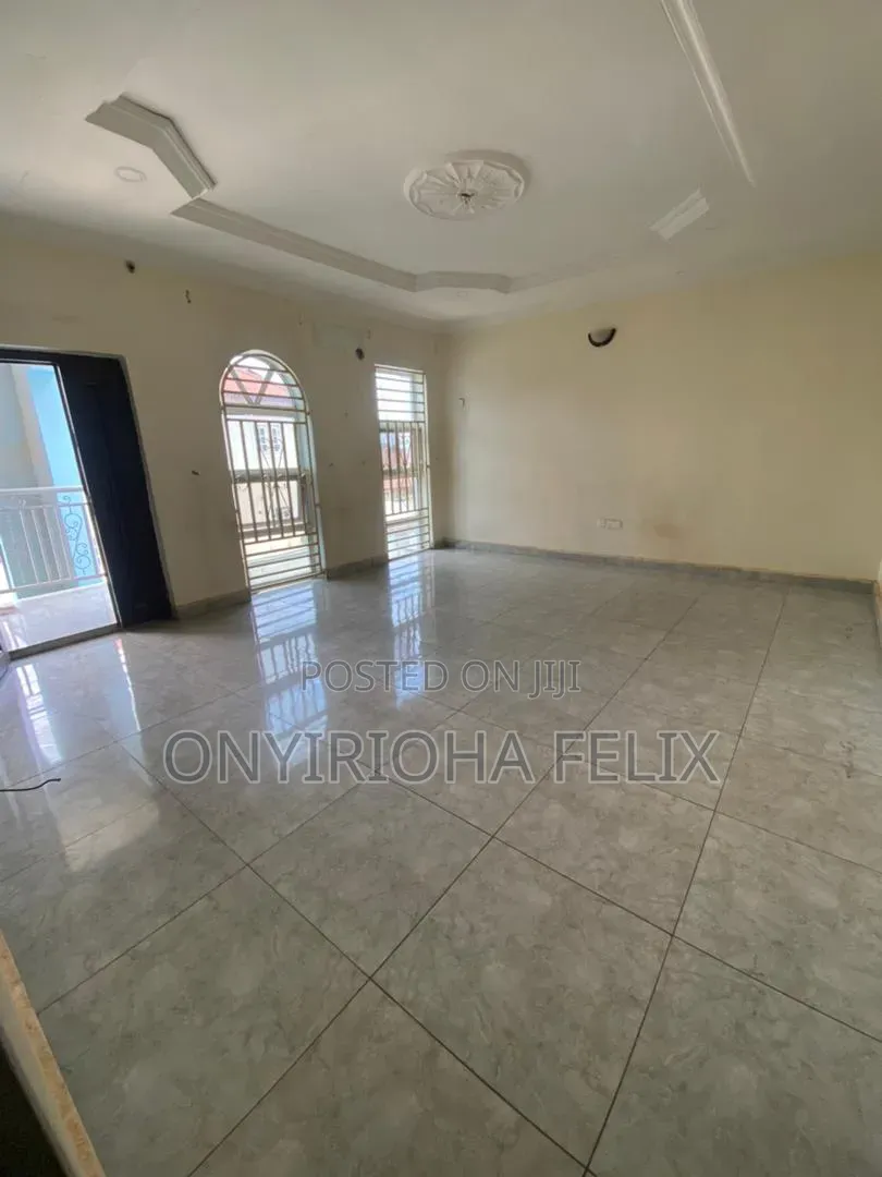 4bdrm Townhouse / Terrace in Gwarinpa Main, Life Camp for rent in Life Camp