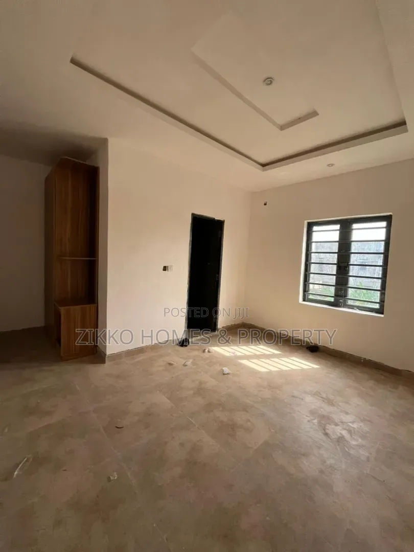 4bdrm Townhouse/Terrace in Ajah, Abraham Adesanya Estate for sale in Abraham Adesanya Estate