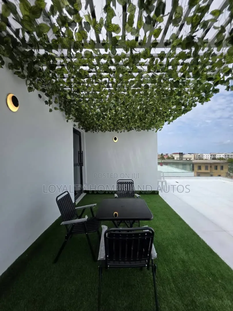 5bdrm Duplex in Osapa london for sale in Osapa london