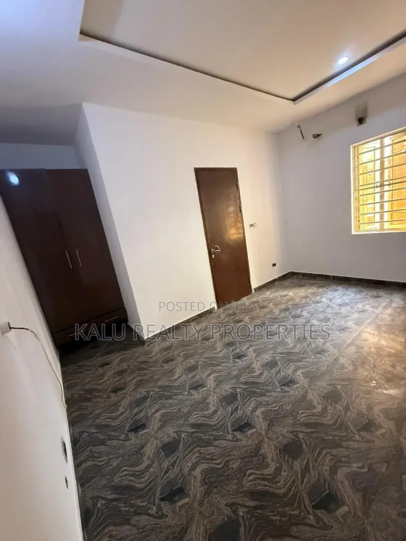 2bdrm Apartment in Chevron Drive for rent in Chevron
