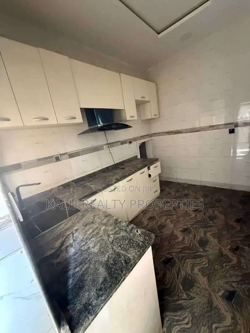 2bdrm Apartment in Chevron Drive for rent in Chevron