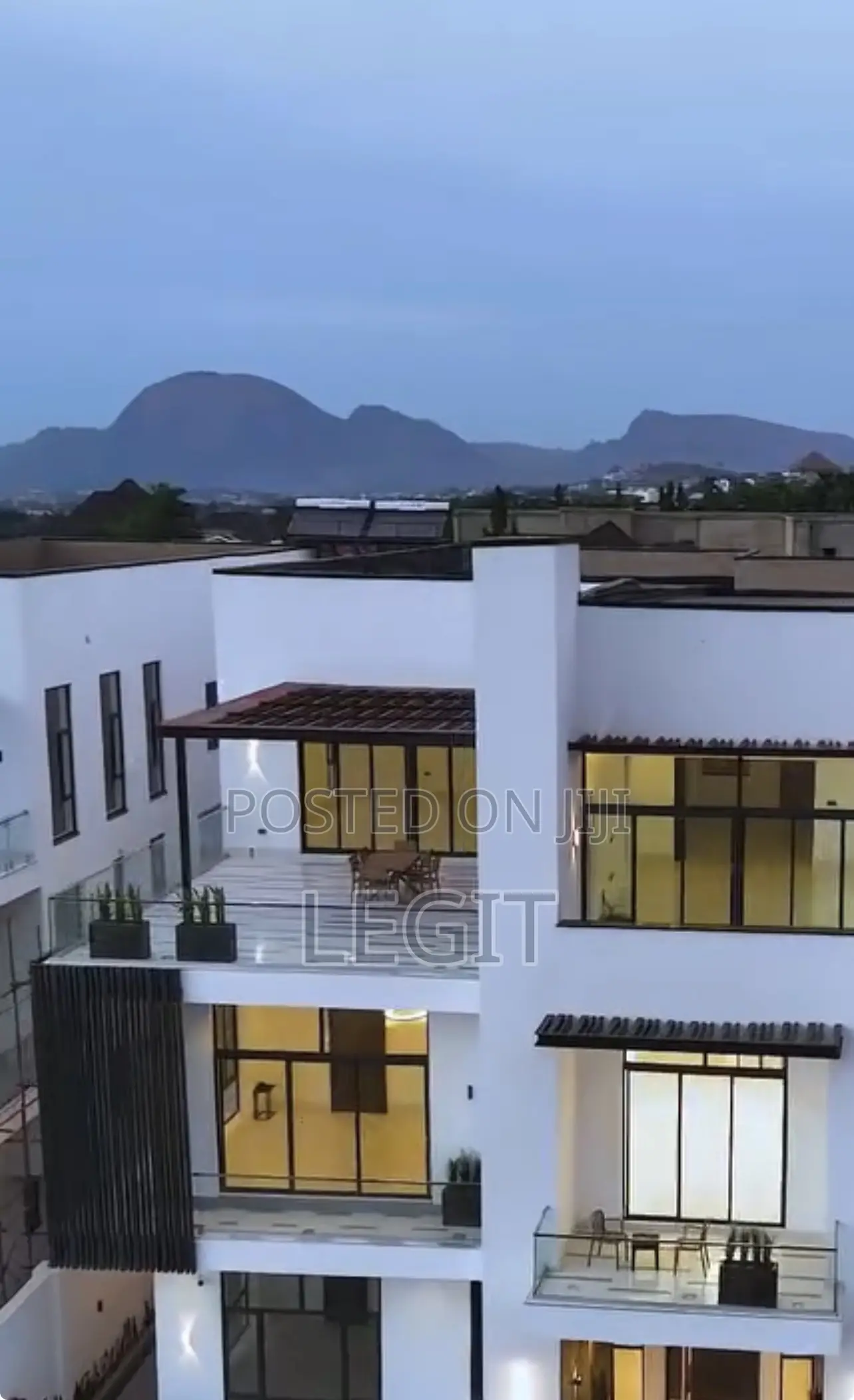 Furnished 8bdrm Mansion in Asokoro for sale in Asokoro