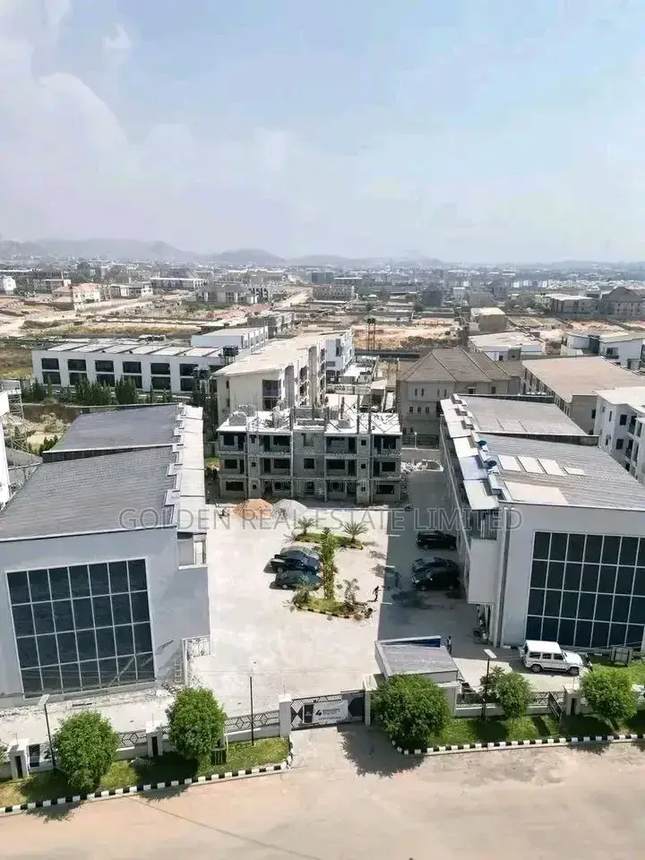 4bdrm Duplex in Jahi for sale in Jahi
