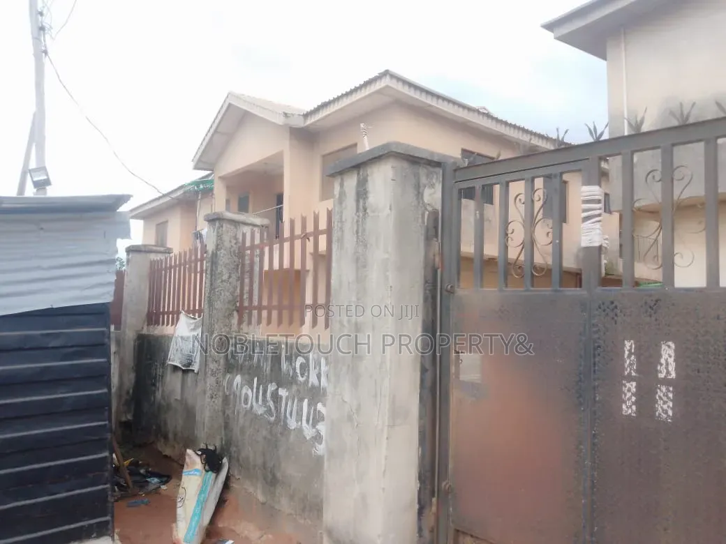 2bdrm Block of Flats in Ishitu Road Egan, Akesan for sale in Akesan