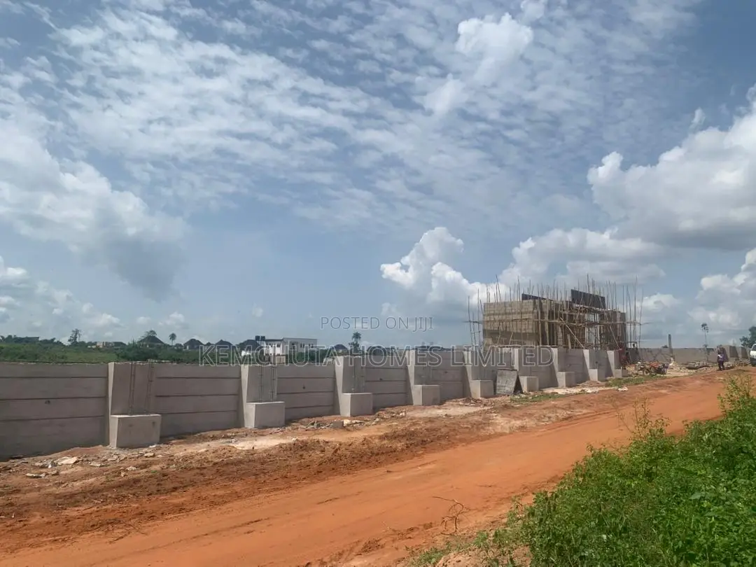 A Chance to Be a Landlord in Dikedioranma Okpanam Asaba Call in Oshimili North