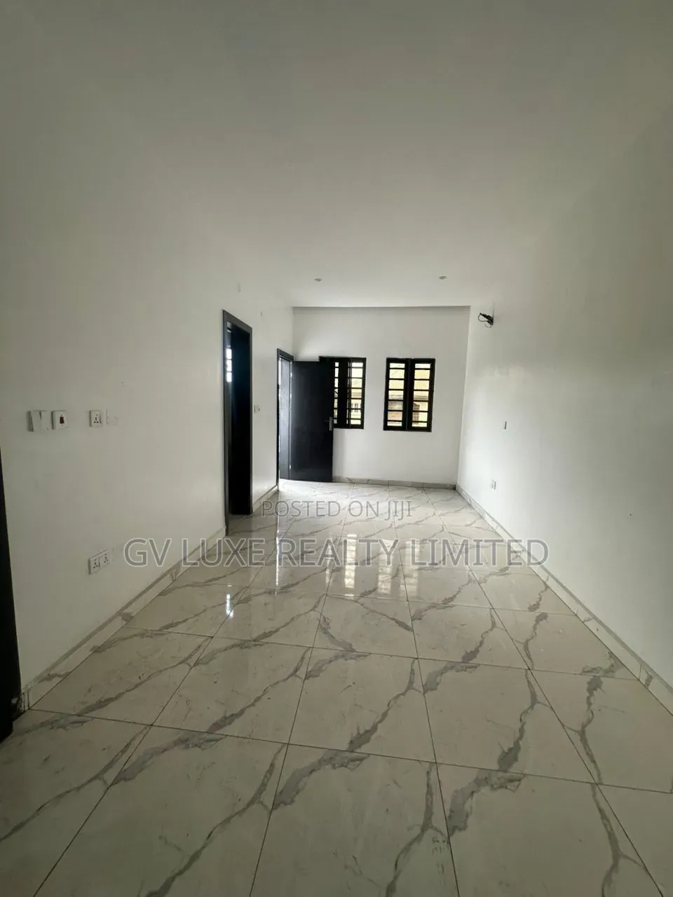 2bdrm Apartment in Lekki Scheme 2 for rent in Off Lekki-Epe Expressway