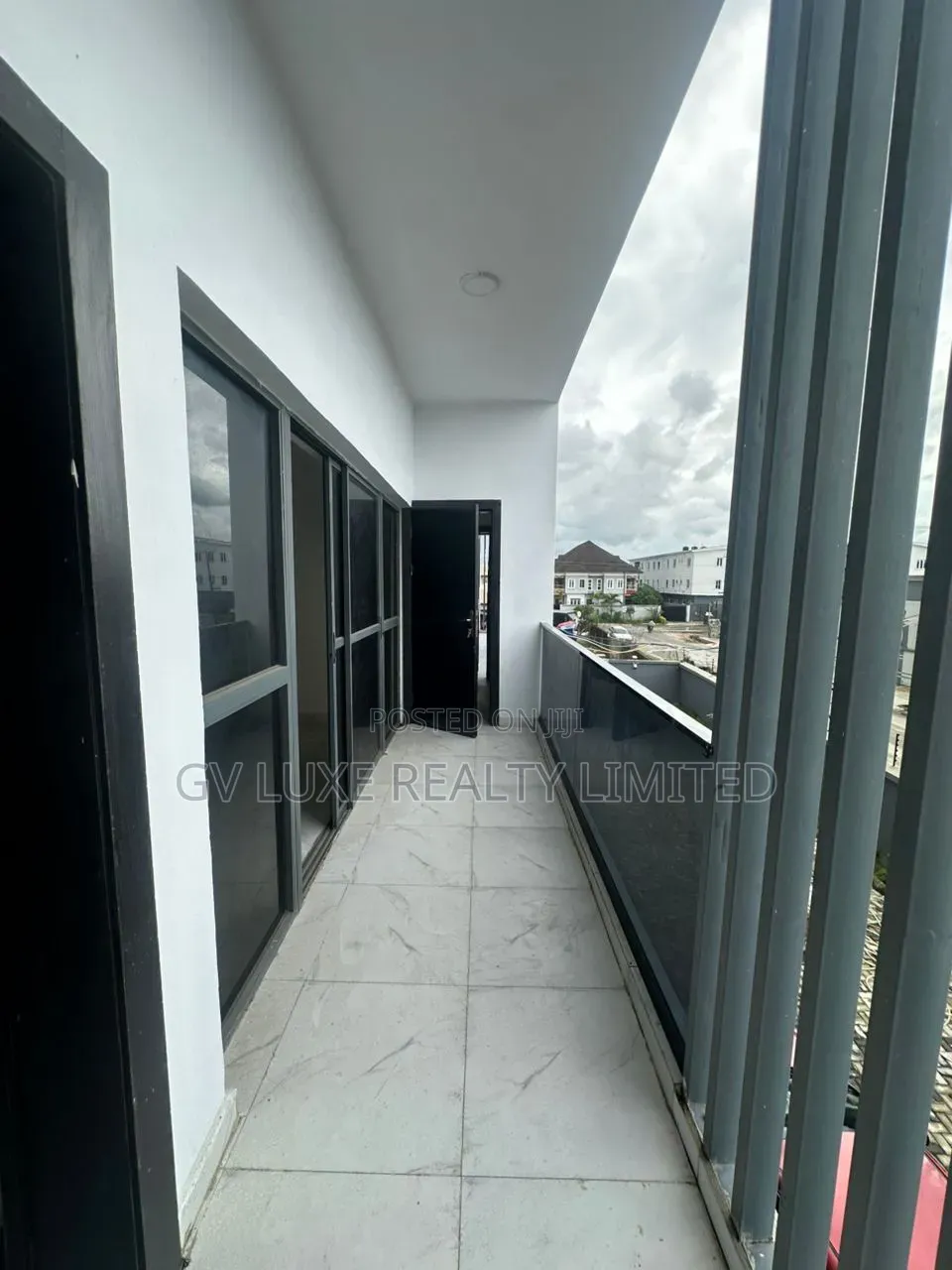 2bdrm Apartment in Lekki Scheme 2 for rent in Off Lekki-Epe Expressway