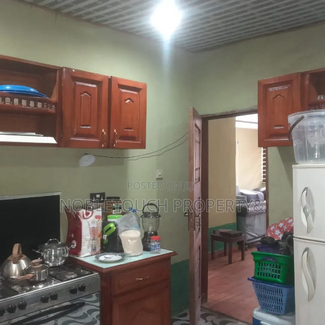 4bdrm Bungalow in Ajah Lagos, Abraham Adesanya Estate for sale in Abraham Adesanya Estate