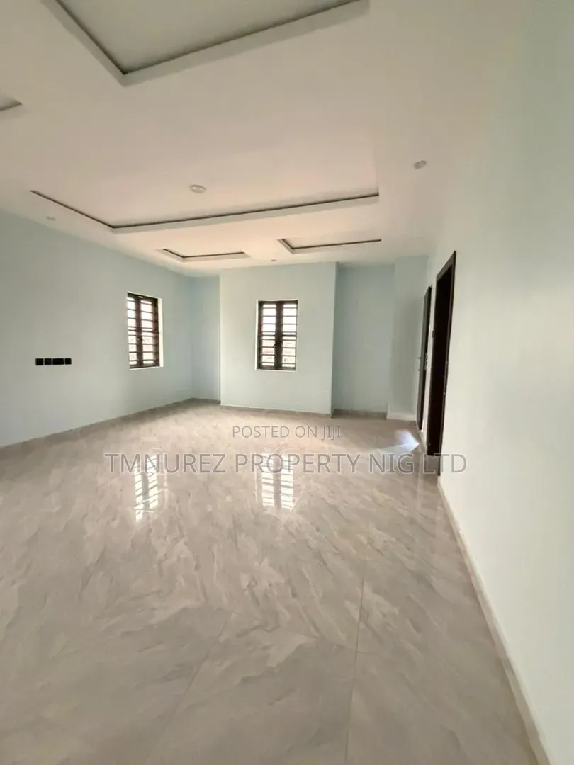 4bdrm Duplex in GRA Phase 1 for sale in GRA Phase 1