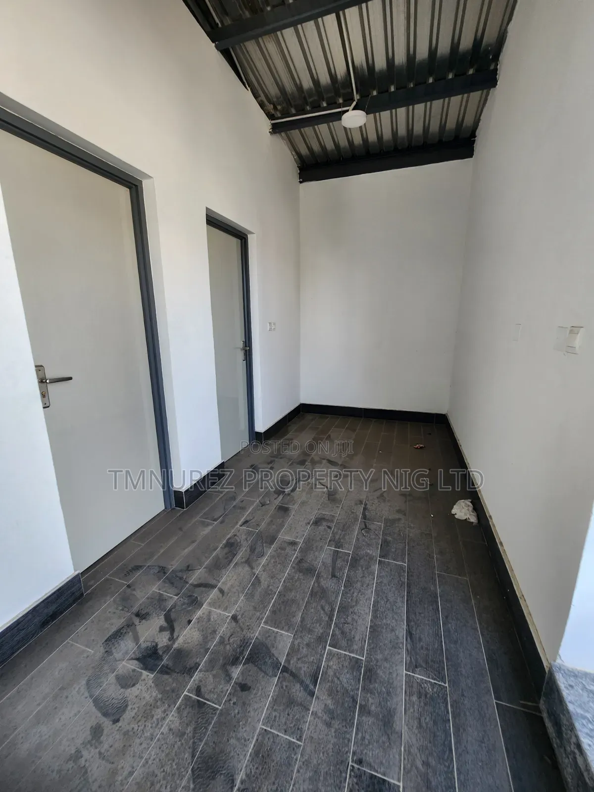 4bdrm Duplex in Oko-Oba for sale in Oko-Oba
