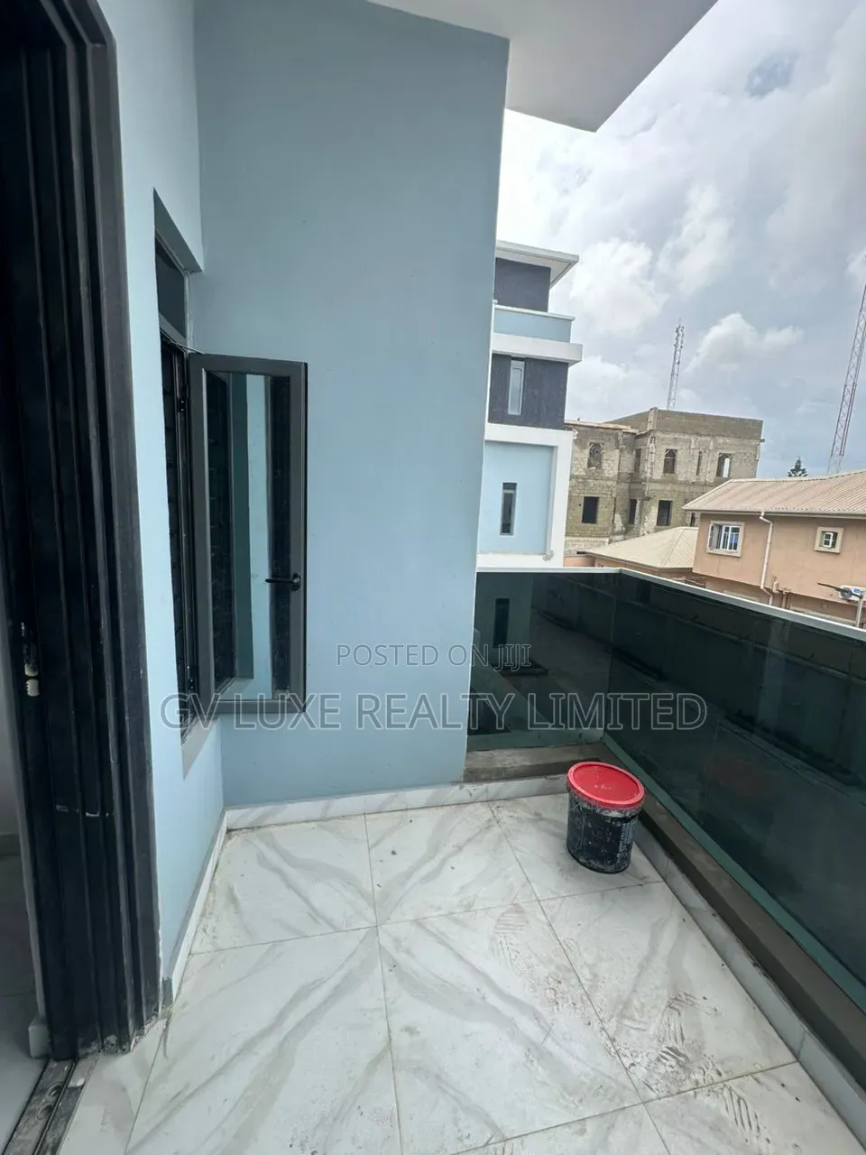 2bdrm Apartment in Lekki Scheme 2 for sale in Off Lekki-Epe Expressway