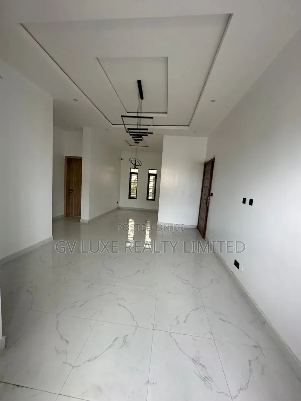 2bdrm Apartment in Lekki Scheme 2 for sale in Off Lekki-Epe Expressway