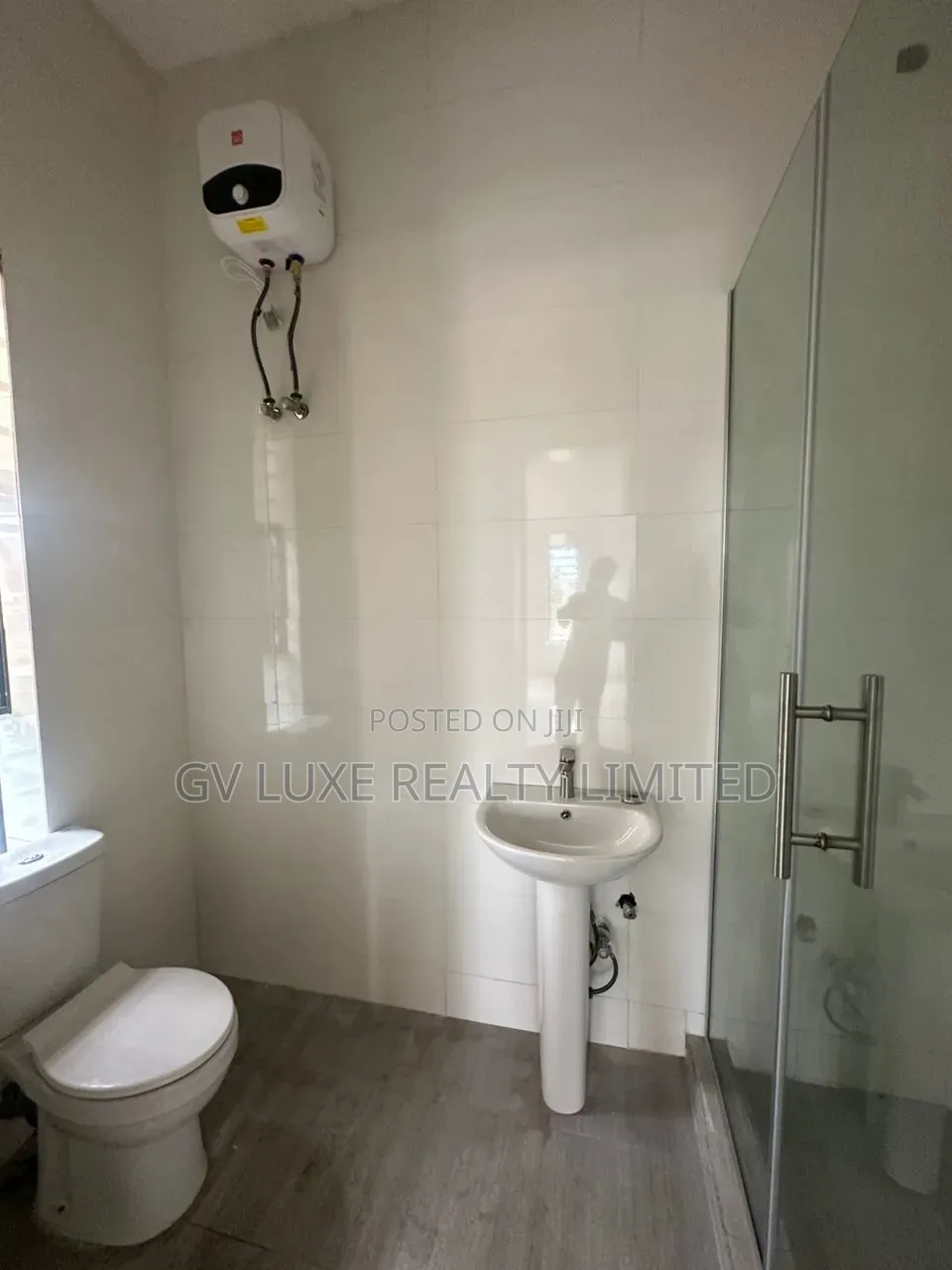 2bdrm Apartment in Lekki Scheme 2 for sale in Off Lekki-Epe Expressway