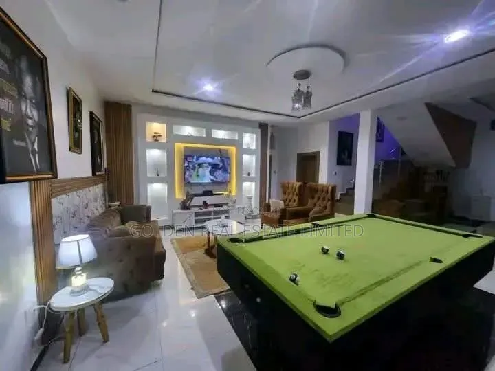 6bdrm Duplex in Dawaki for sale in Dawaki