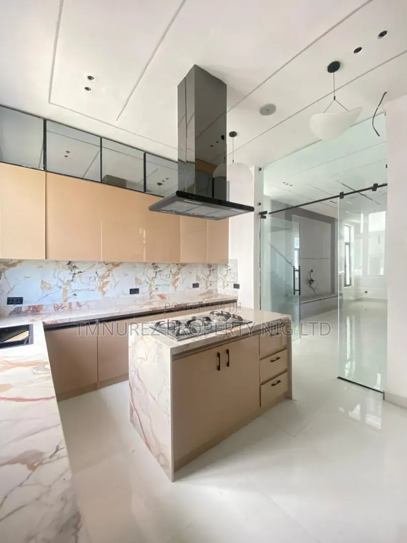 4bdrm Duplex in Abraham Adesanya Estate for sale in Abraham Adesanya Estate