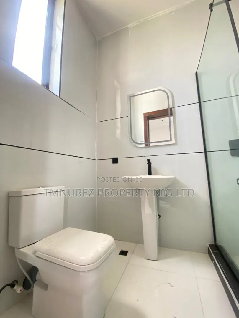 4bdrm Duplex in Abraham Adesanya Estate for sale in Abraham Adesanya Estate