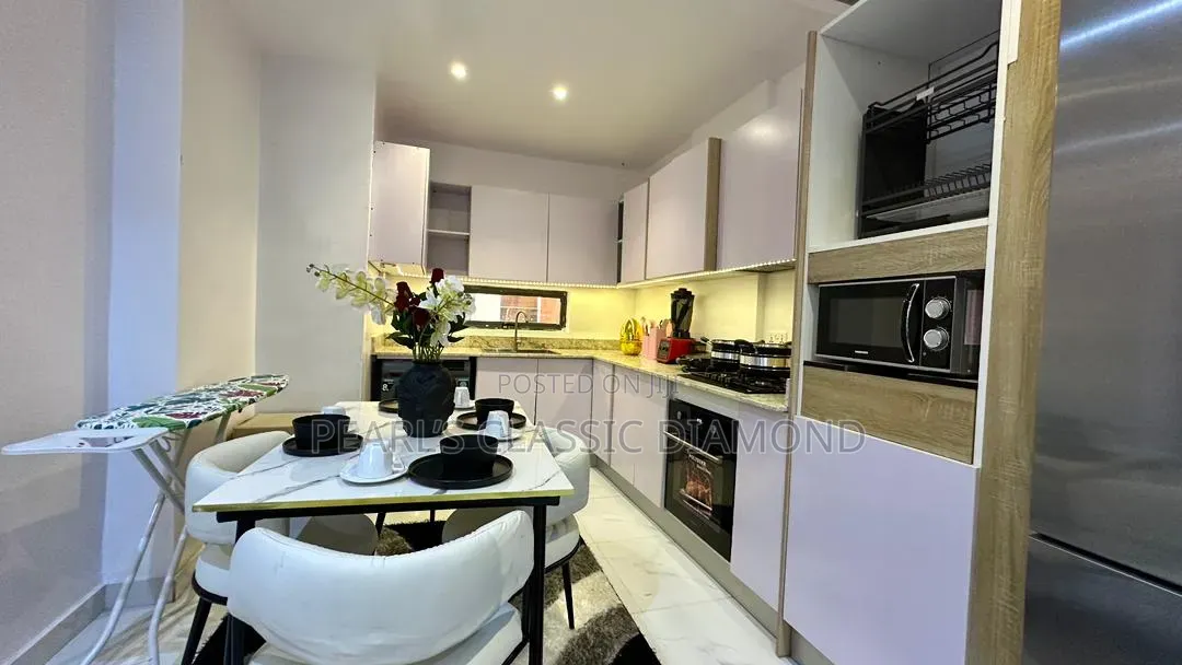Furnished 2bdrm Maisonette in Lekki Phase 1 for rent in Lekki Phase 1