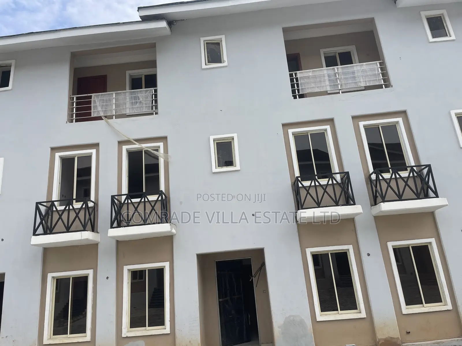 4bdrm Duplex in Durumi for sale in Durumi