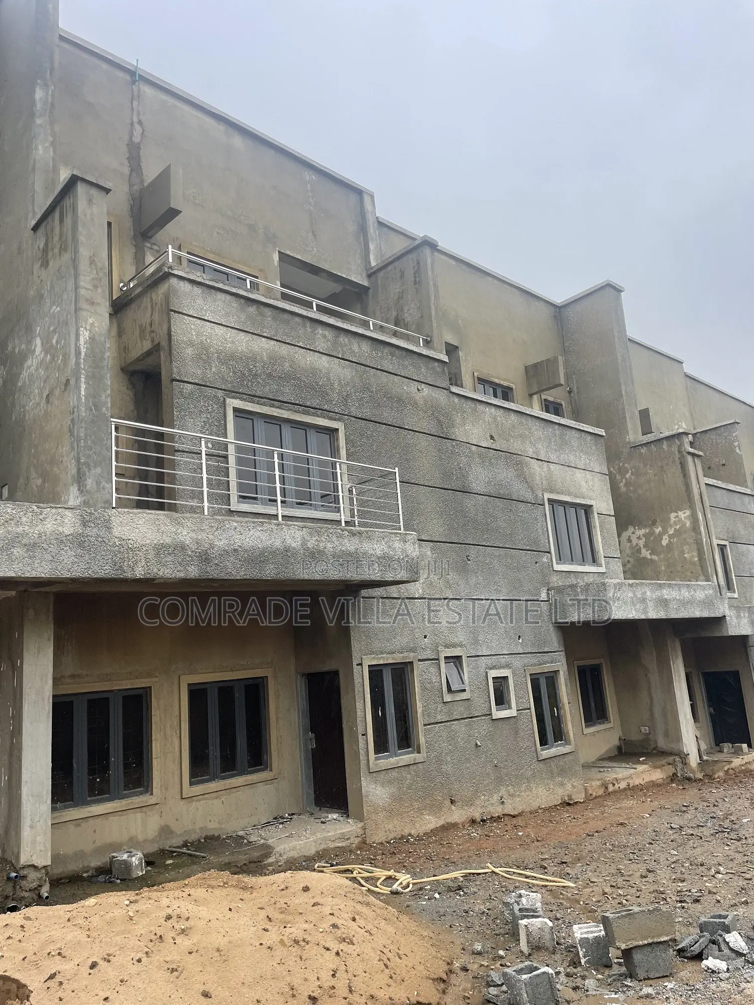4bdrm Duplex in Life Camp for sale in Life Camp