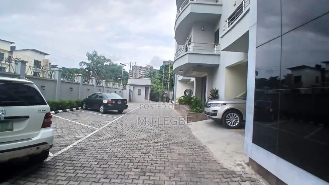 3bdrm Apartment in Ikoyi for sale in Ikoyi