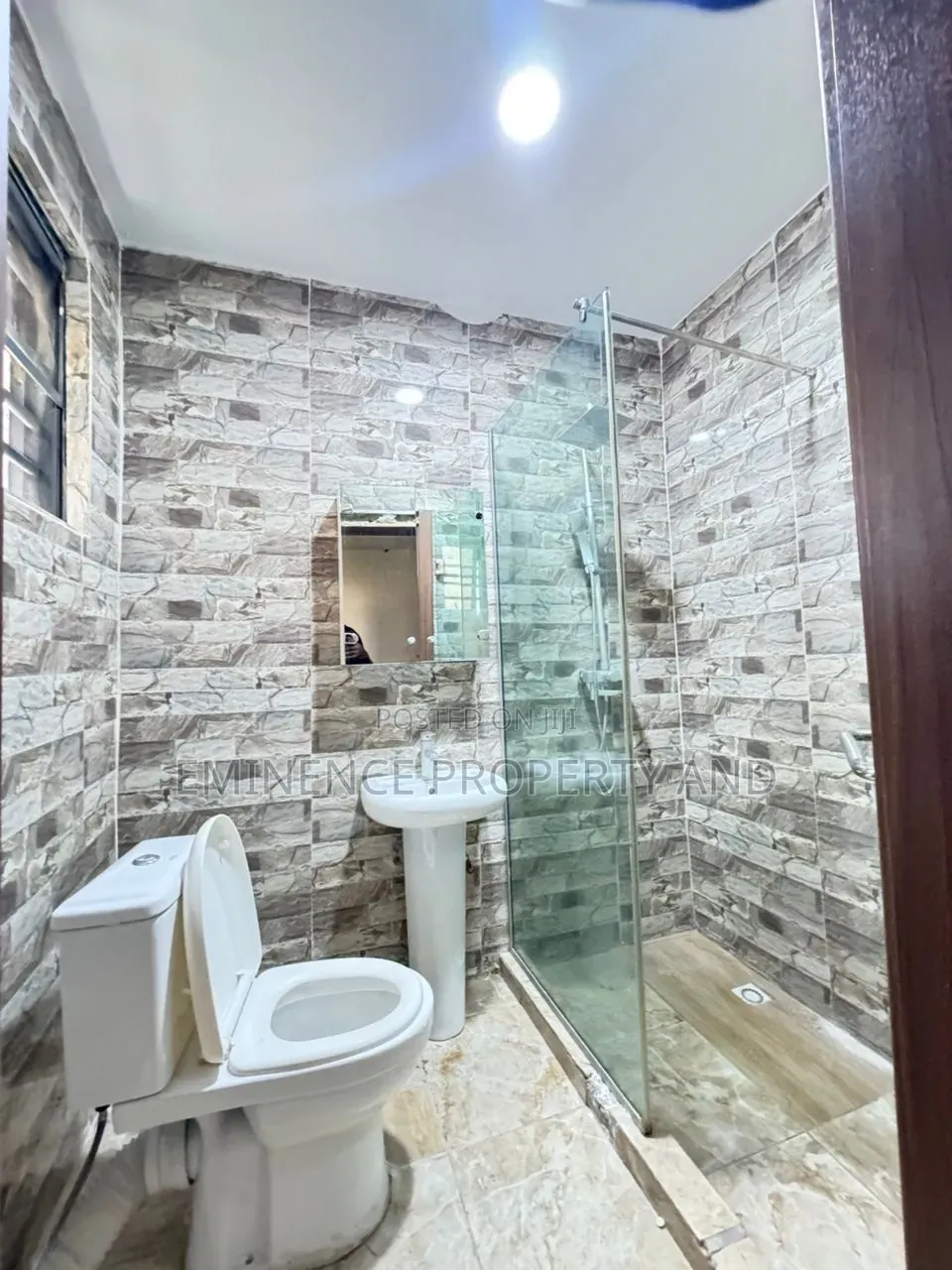 4bdrm Duplex in Lekki Phase 1 for rent in Lekki Phase 1