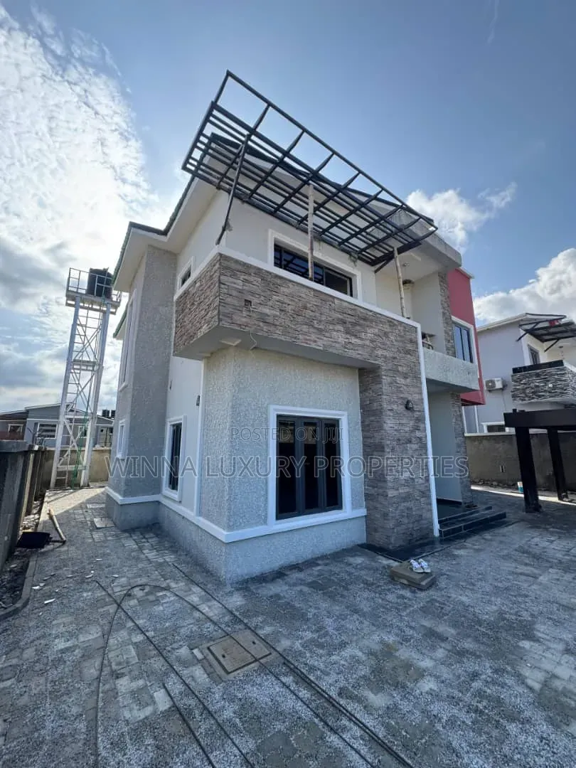 4bdrm Duplex in Von Axis, Lugbe for sale in Lugbe District