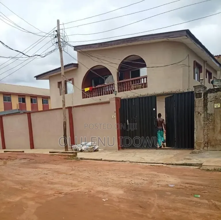 Furnished 3bdrm Block of Flats in Ijegun for sale in Ijegun