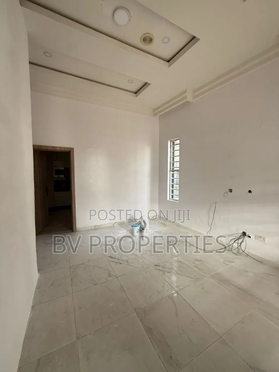 Mini Flat in Ikota for rent in Ikota