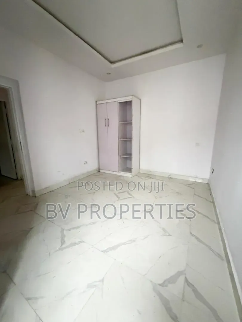 Mini Flat in Ikota for rent in Ikota