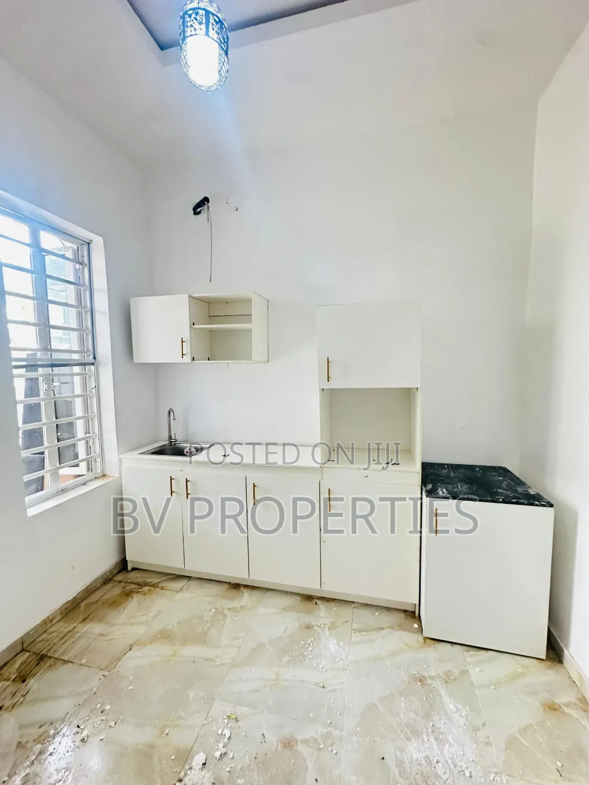 Mini Flat in Ikota for rent in Ikota