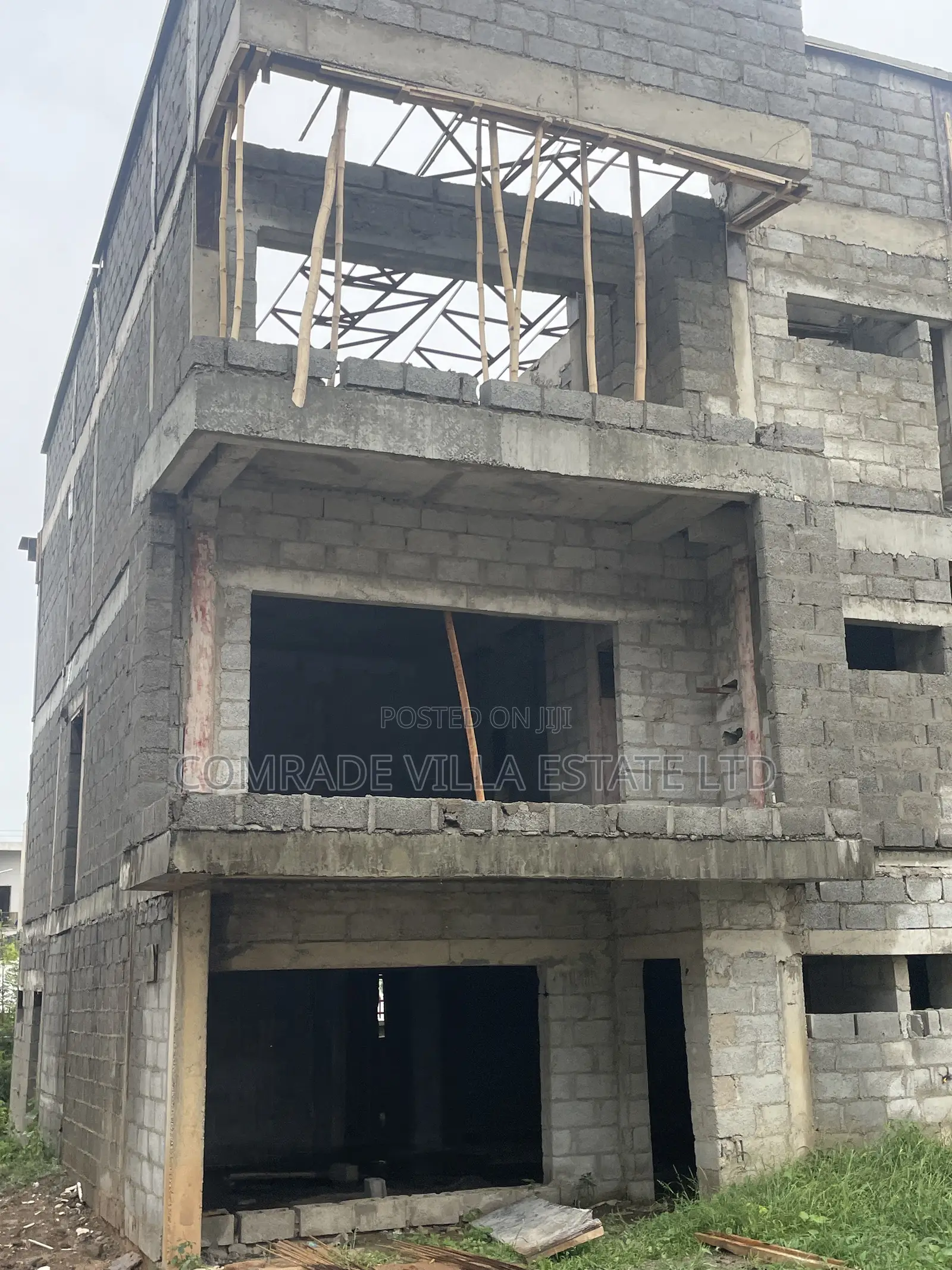 4bdrm Duplex in Life Camp for sale in Life Camp