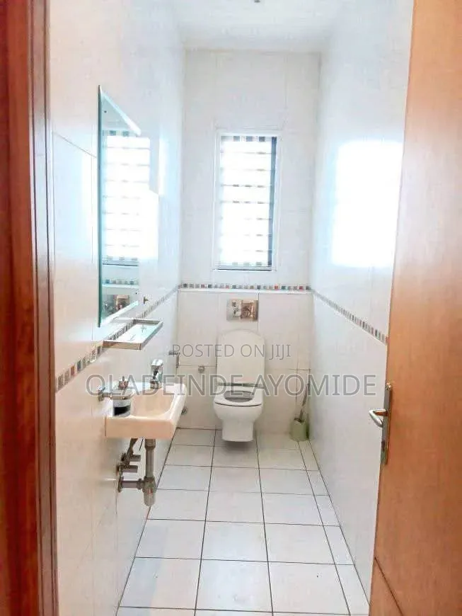 2bdrm Apartment in Banana Island for rent in Banana Island