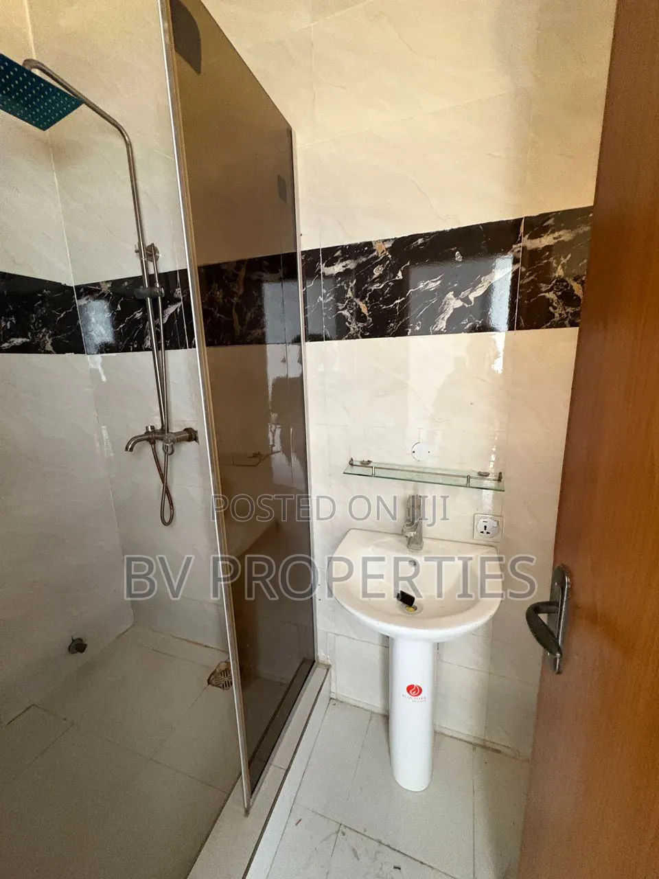Mini Flat in Lekki Phase 2 for rent in Lekki Phase 2