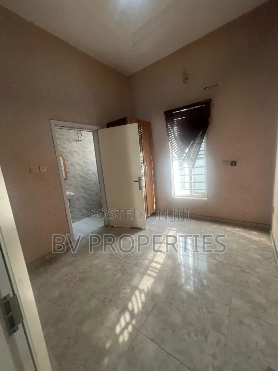 Mini Flat in Van Daniels Estate, Lekki Phase 2 for rent in Lekki Phase 2