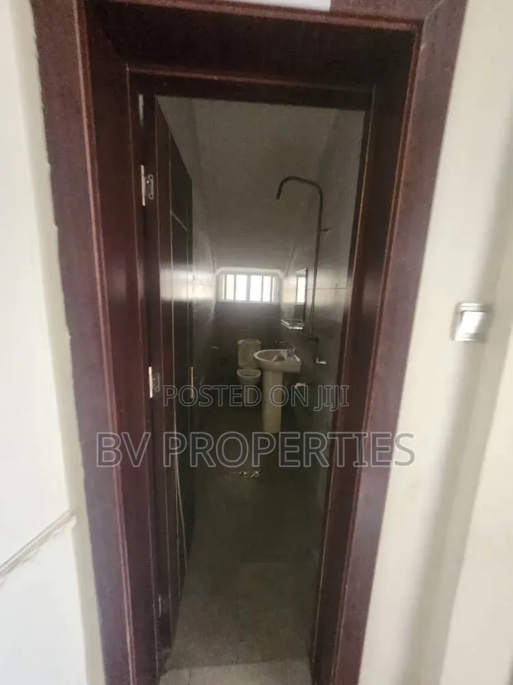 Mini Flat in Lakeview Estate, Lekki Phase 2 for rent in Lekki Phase 2