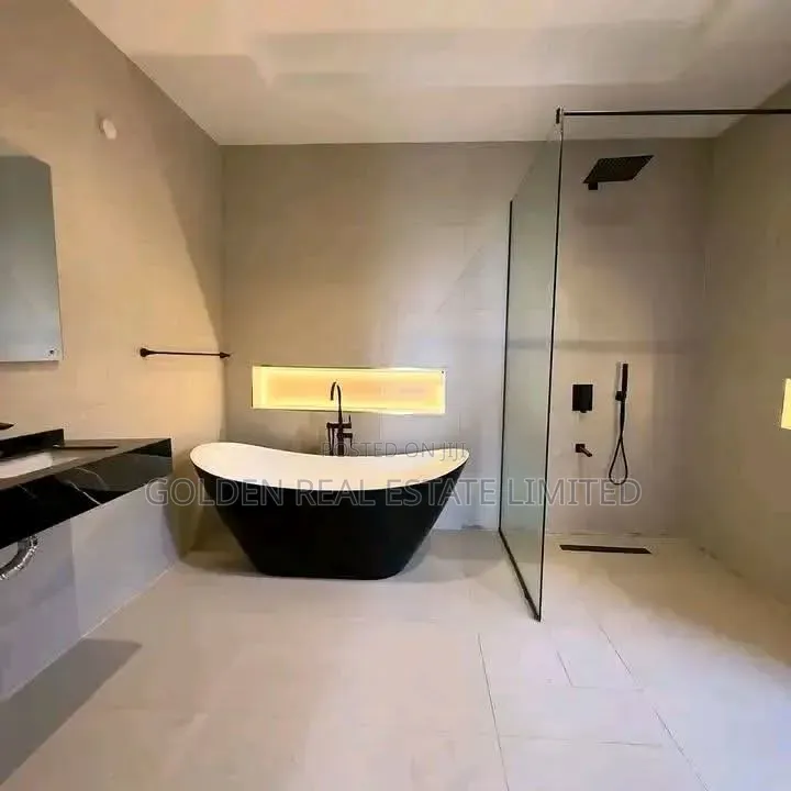 Furnished 3bdrm Duplex in Katampe Extension for sale in Katampe Extension