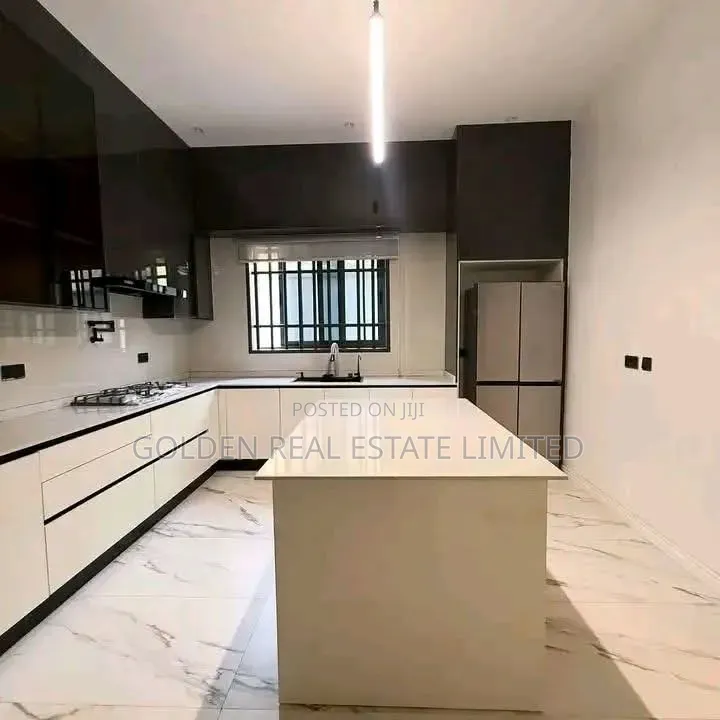 Furnished 3bdrm Duplex in Katampe Extension for sale in Katampe Extension