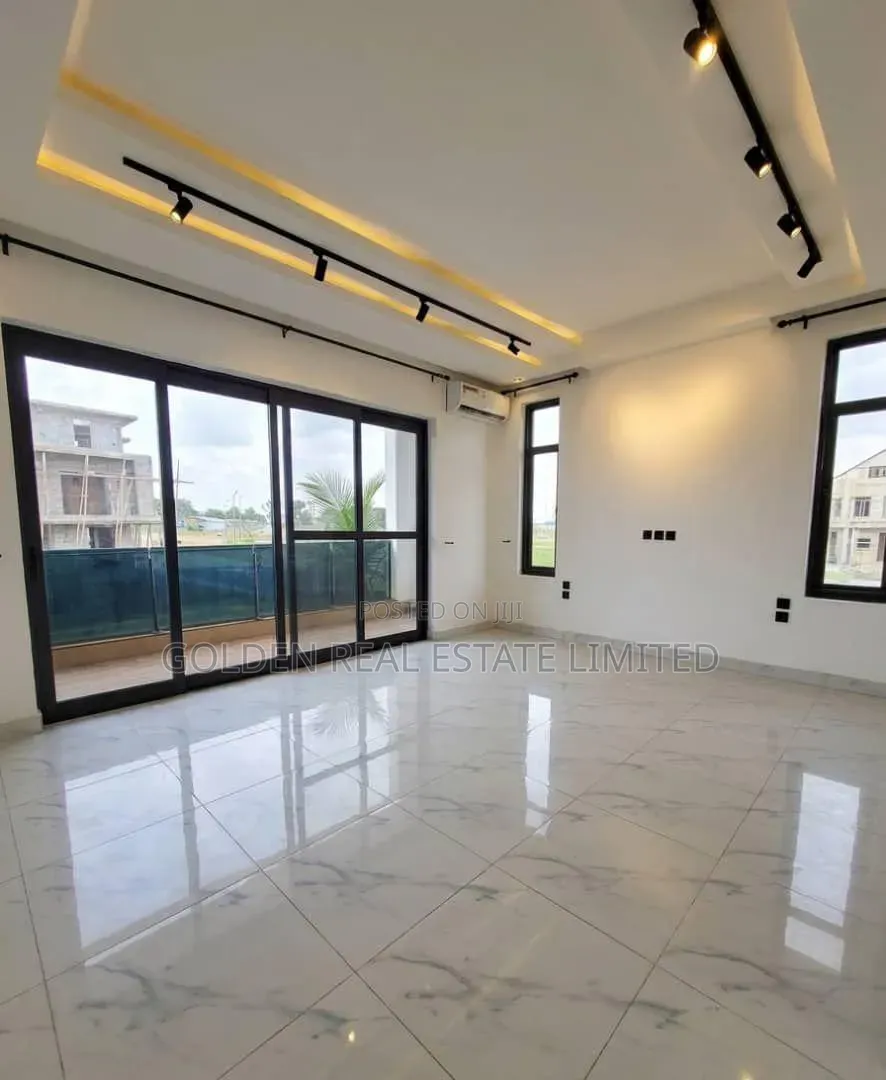 3bdrm Duplex in Idu for sale in Idu