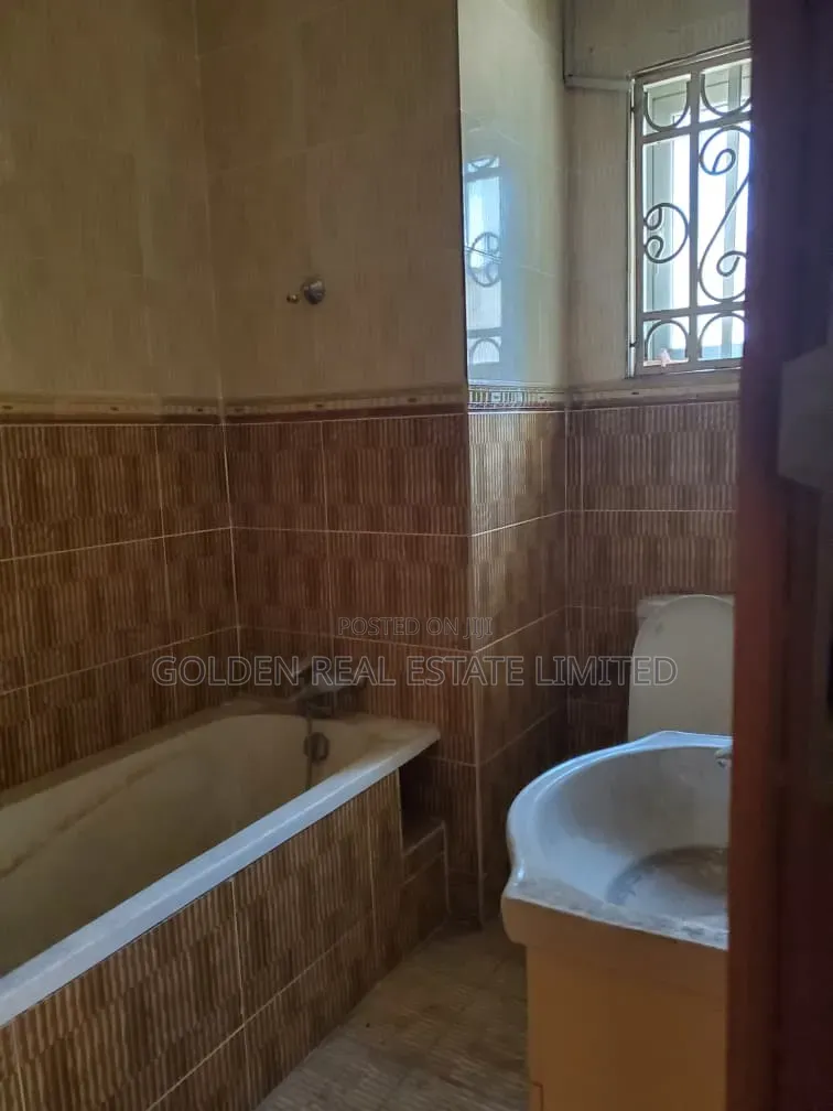 5bdrm Duplex in Wuse 2 for rent in Wuse 2
