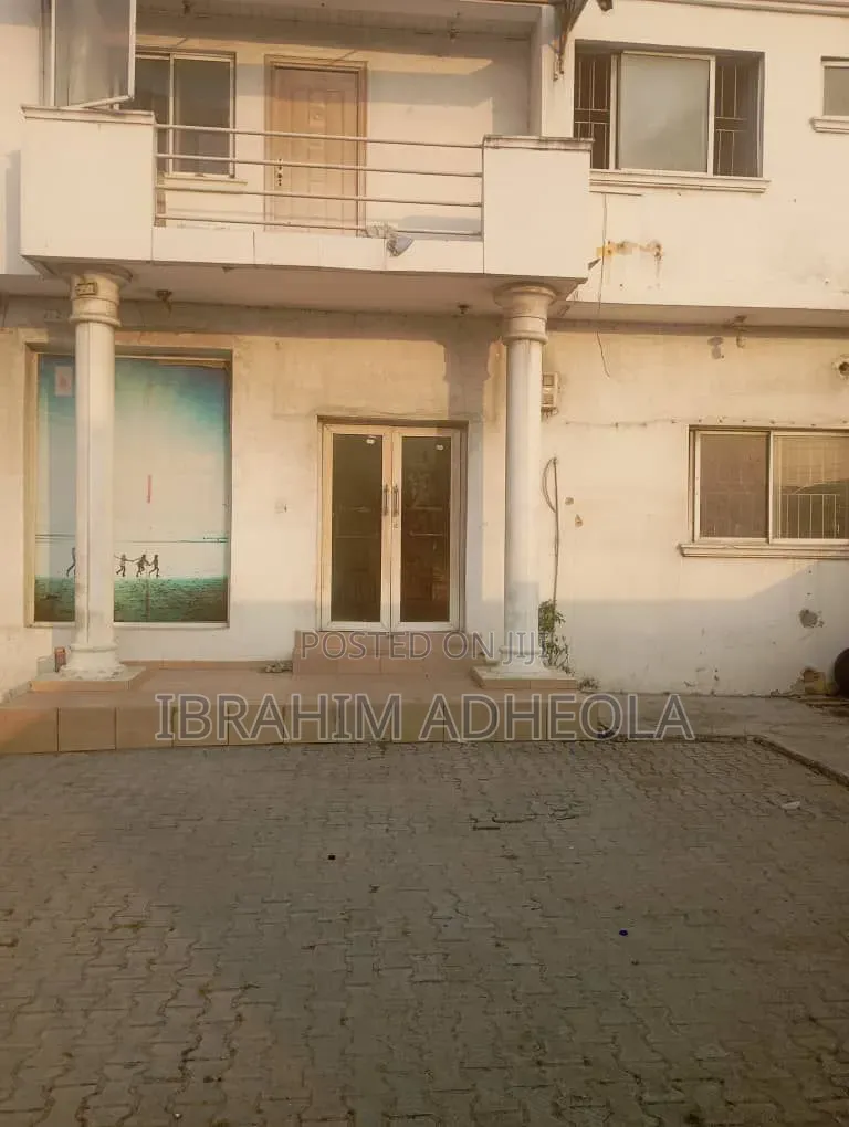 Land Measuring 1104sqm With 2units of 4bedroom Semi Detached in Lekki Phase 1